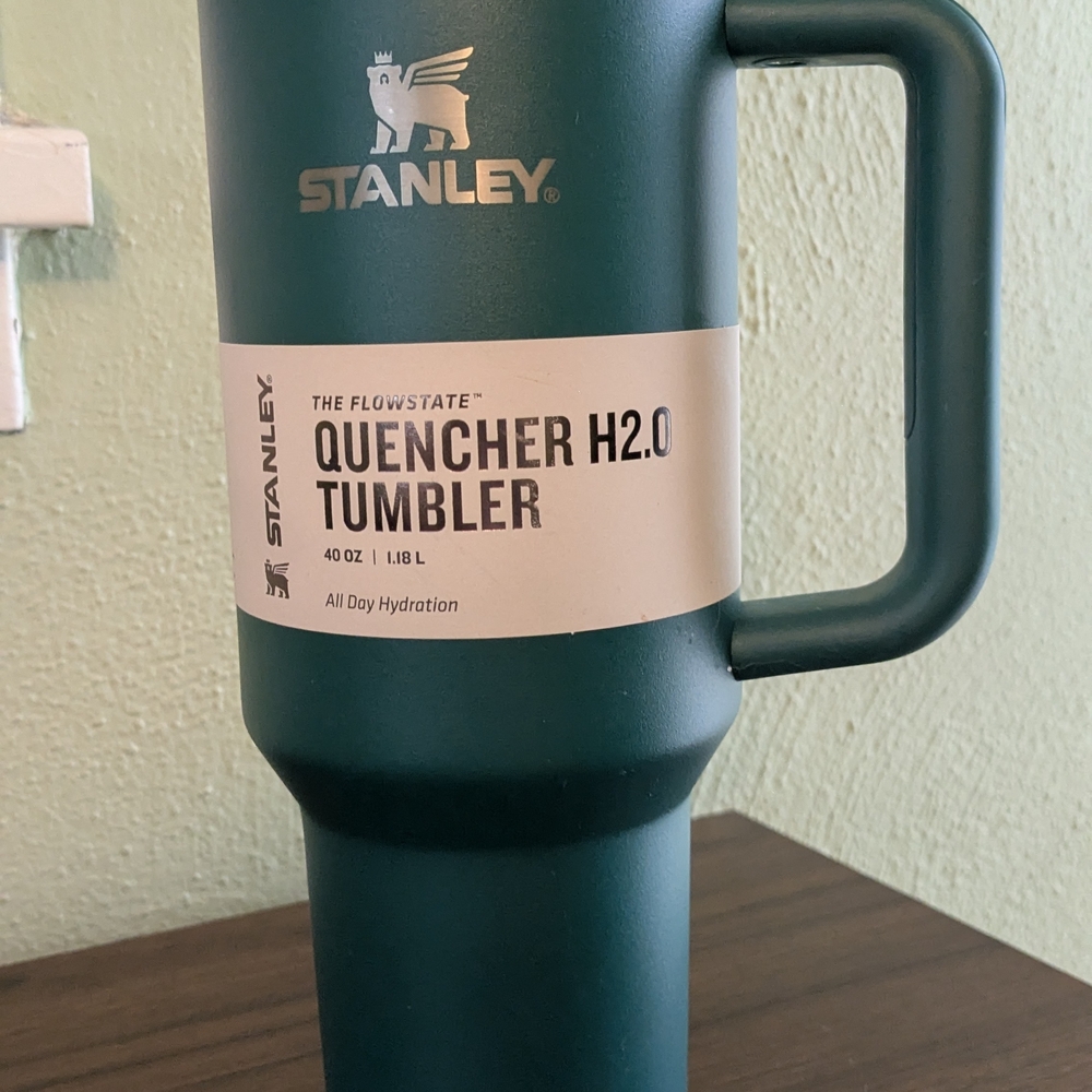 NEW Stanley Quencher H2.0 Tumbler 40oz - Teal